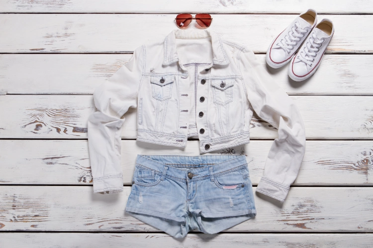 white denim jacket outfit