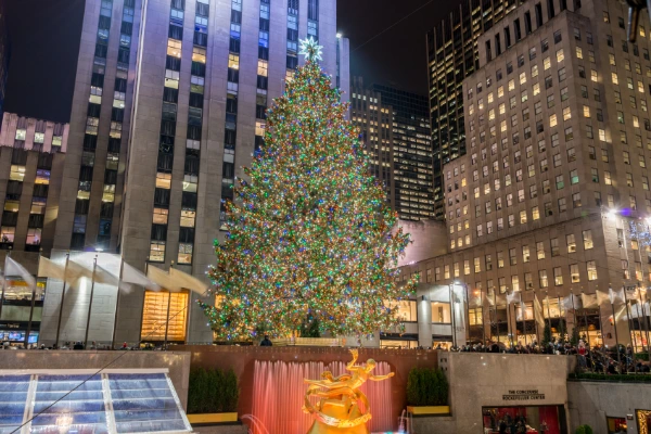 the christmas tree in front of the rockefeller center